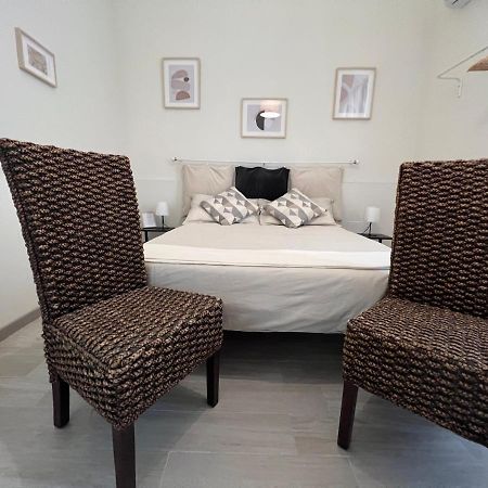 Zinbi'S House Apartment Catania Bagian luar foto