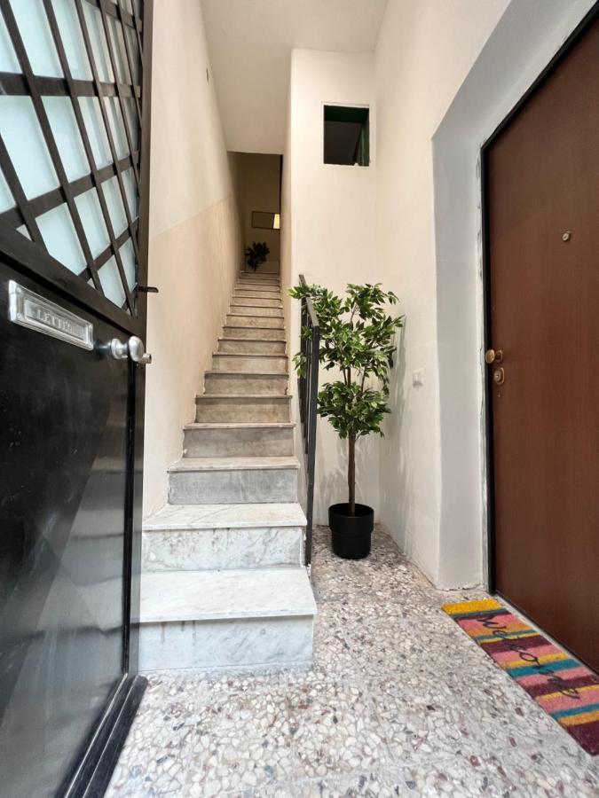 Zinbi'S House Apartment Catania Bagian luar foto
