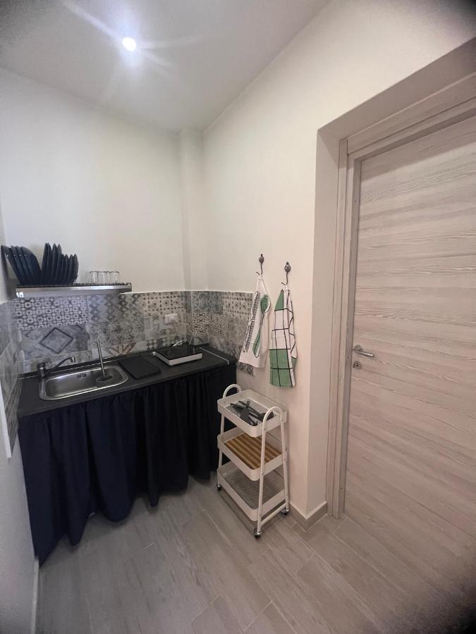 Zinbi'S House Apartment Catania Bagian luar foto