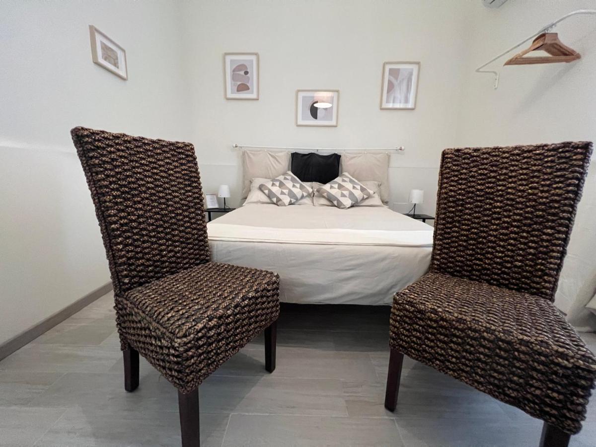 Zinbi'S House Apartment Catania Bagian luar foto