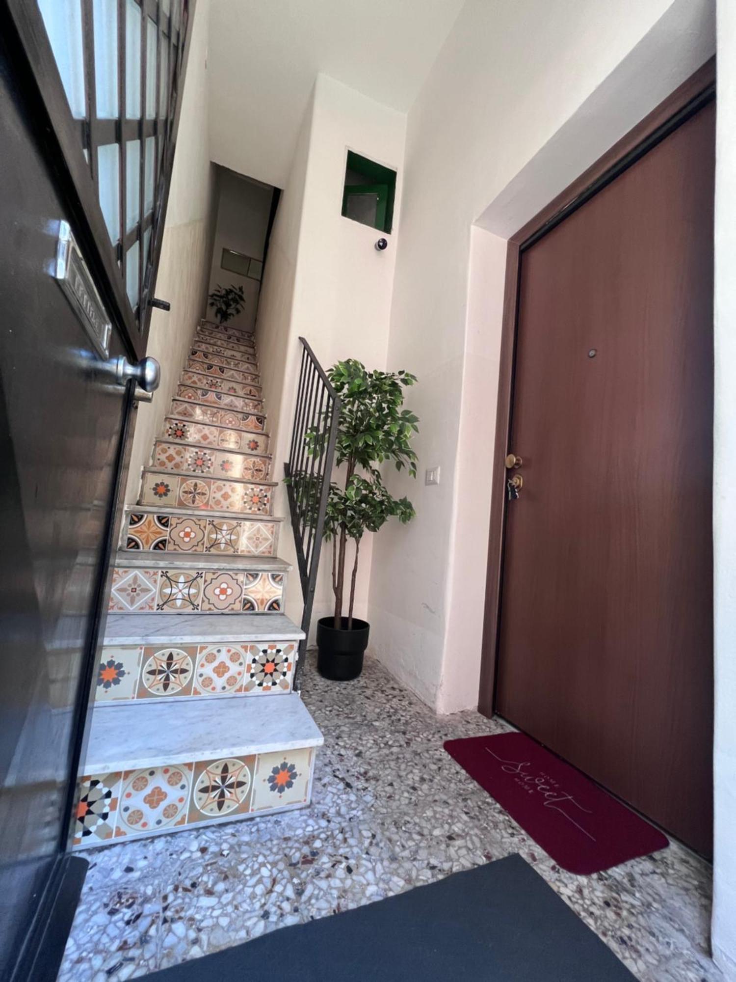 Zinbi'S House Apartment Catania Bagian luar foto